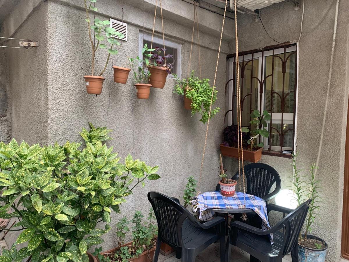 Downtown-Home In The Heart Of Old 트빌리시 외부 사진